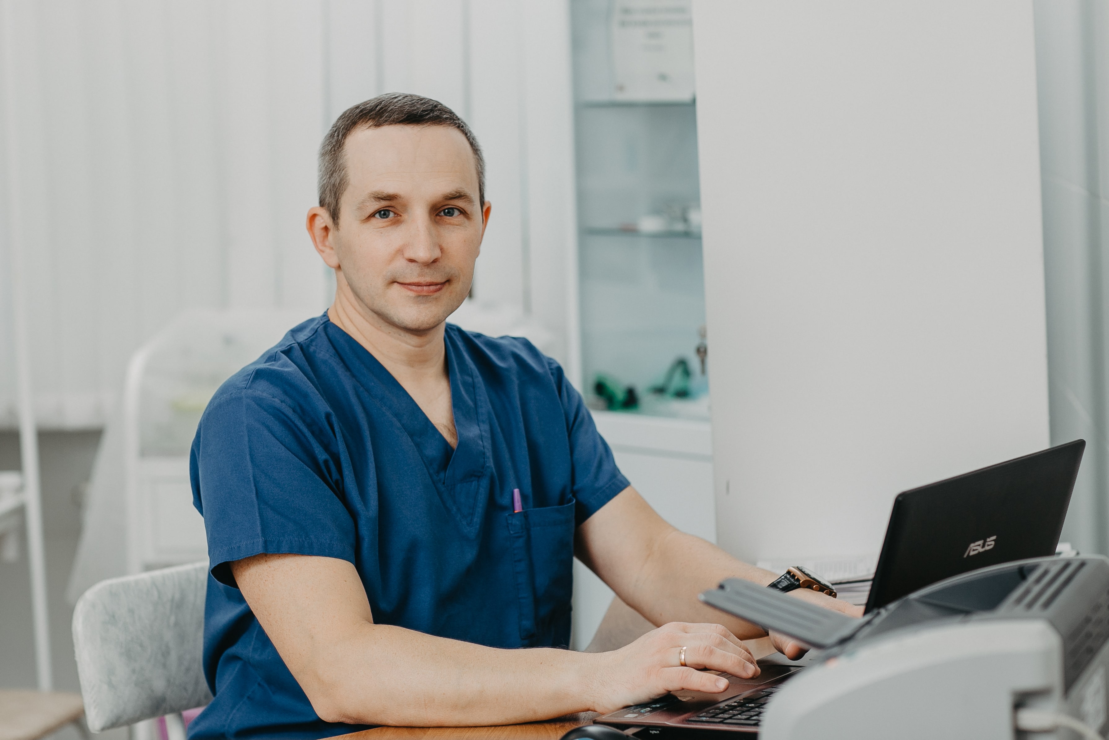 Шулаев Алексей Евгеньевич - хирург, онколог, вакуумная аспирационная биопсия в клинике Lezaffe г. Нягань